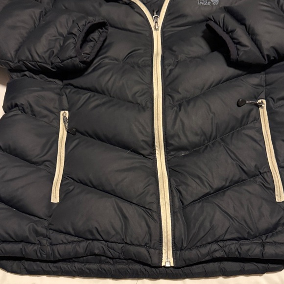 Women’s Mountain Hardwear Black Puffer Jacket - Picture 4 of 6